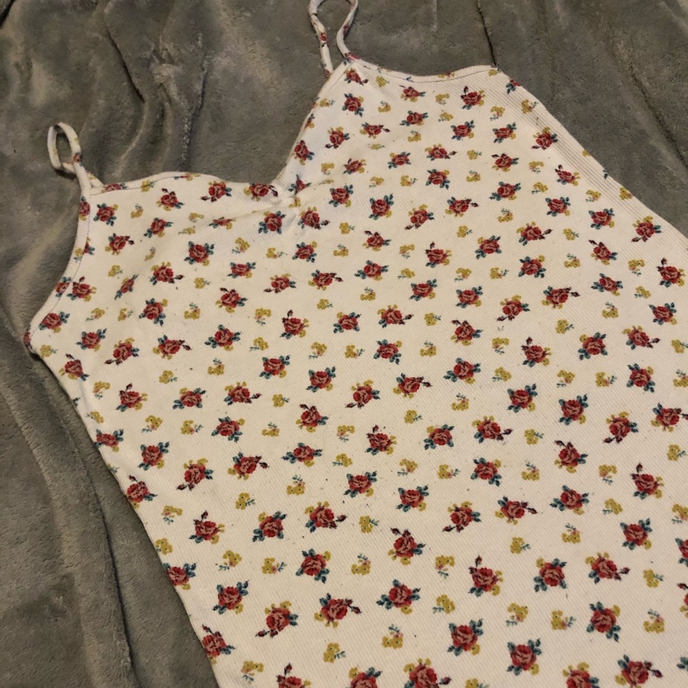 No boundaries tank top (juniors)